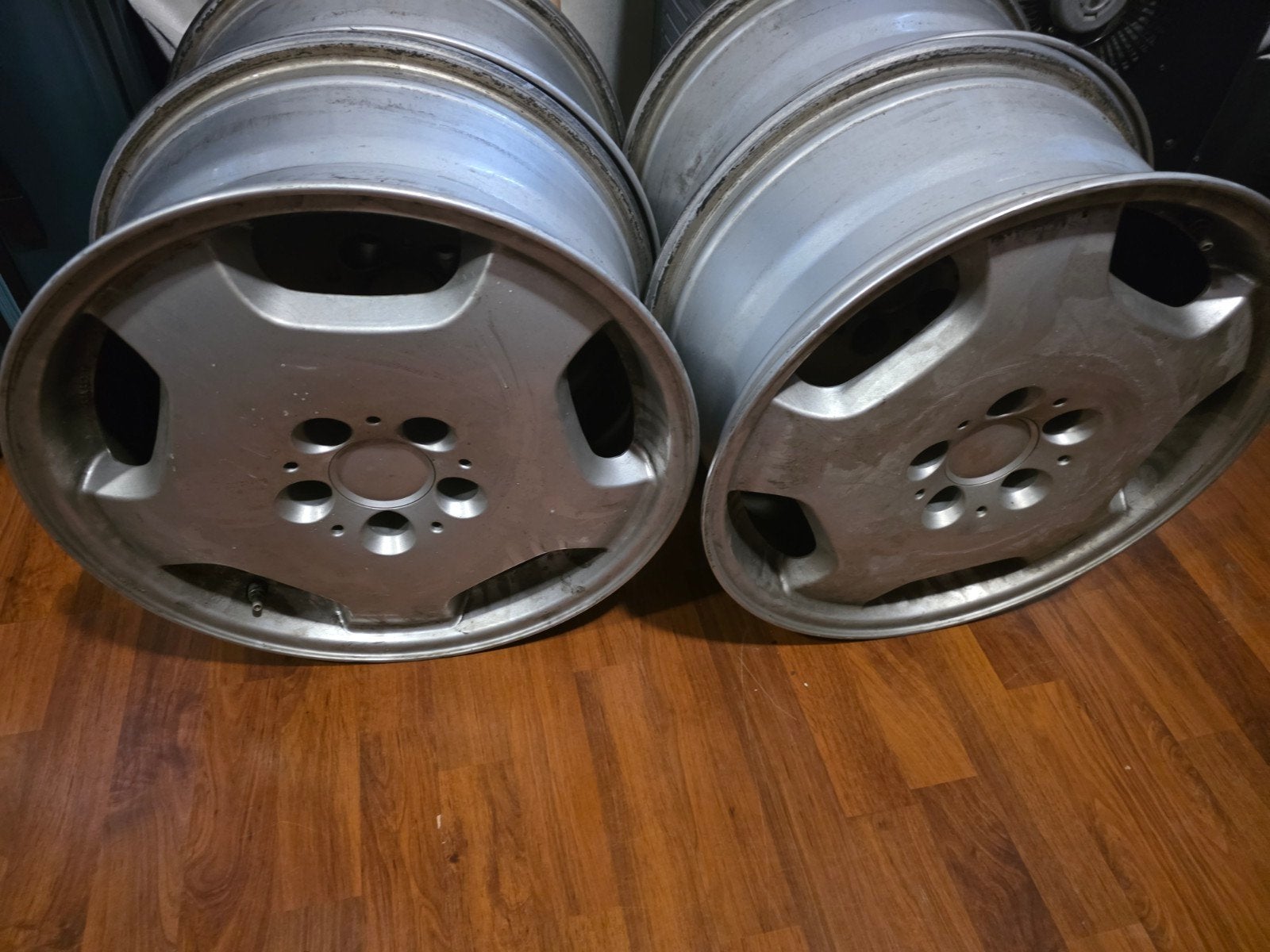 Mercedes W124 ET35  17 inch Monoblock velgen nette staat, Ophalen, A, C, B