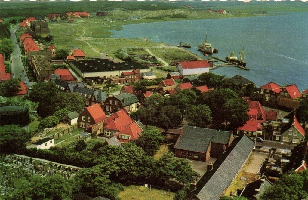 W-Terschelling met Panorama met de baai a/d Dellewal - 1968, Ophalen of Verzenden, 1960 tot 1980, Gelopen, Waddeneilanden