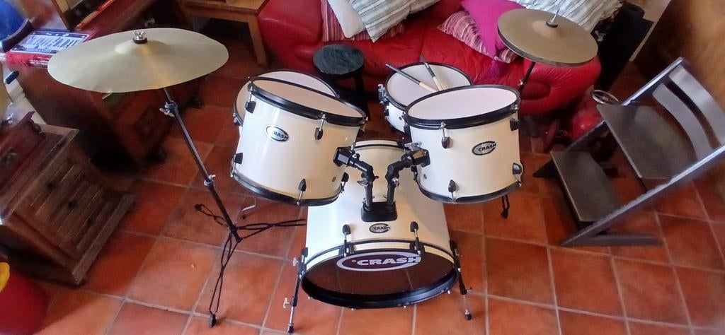 Crash drumstel compleet met bekkens en pedalen, Muziek en Instrumenten, Drumstellen en Slagwerk, Ophalen of Verzenden