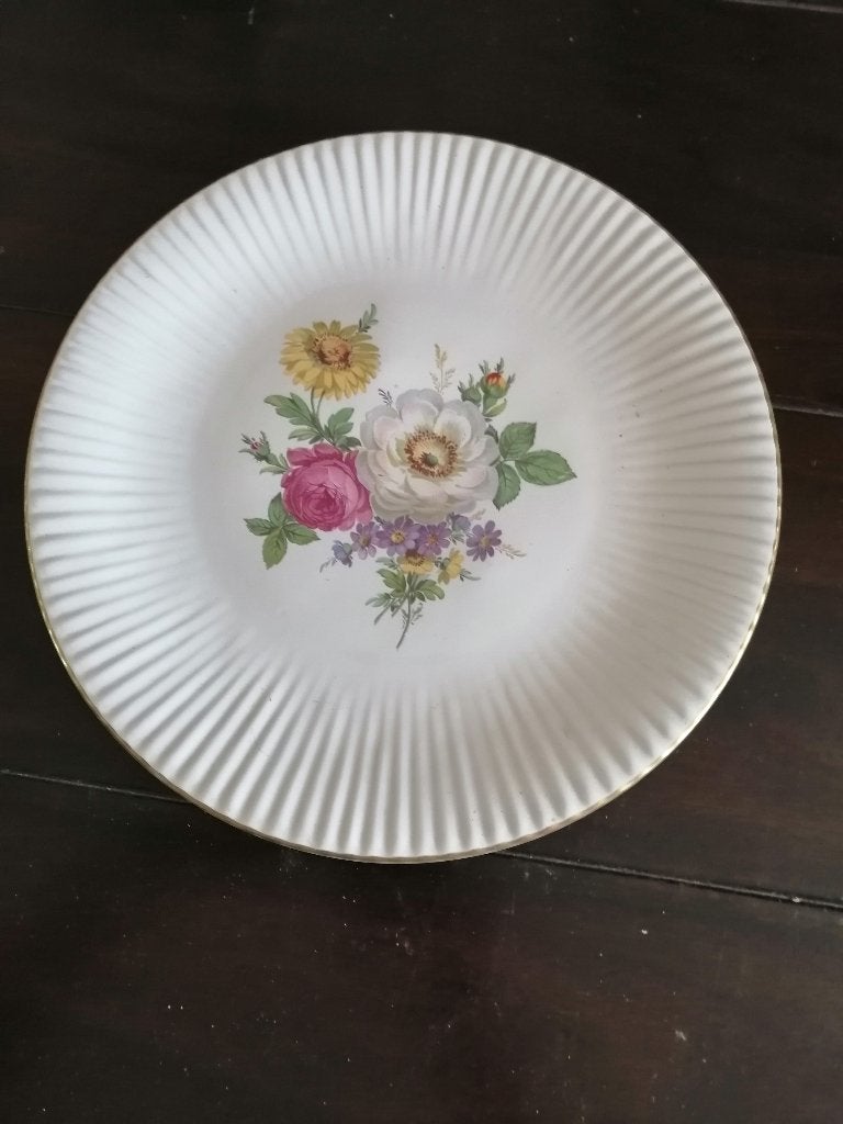 Schaal - Flora Keramiek Gouda Holland - Aardewerk - bloemdec, Ophalen of Verzenden