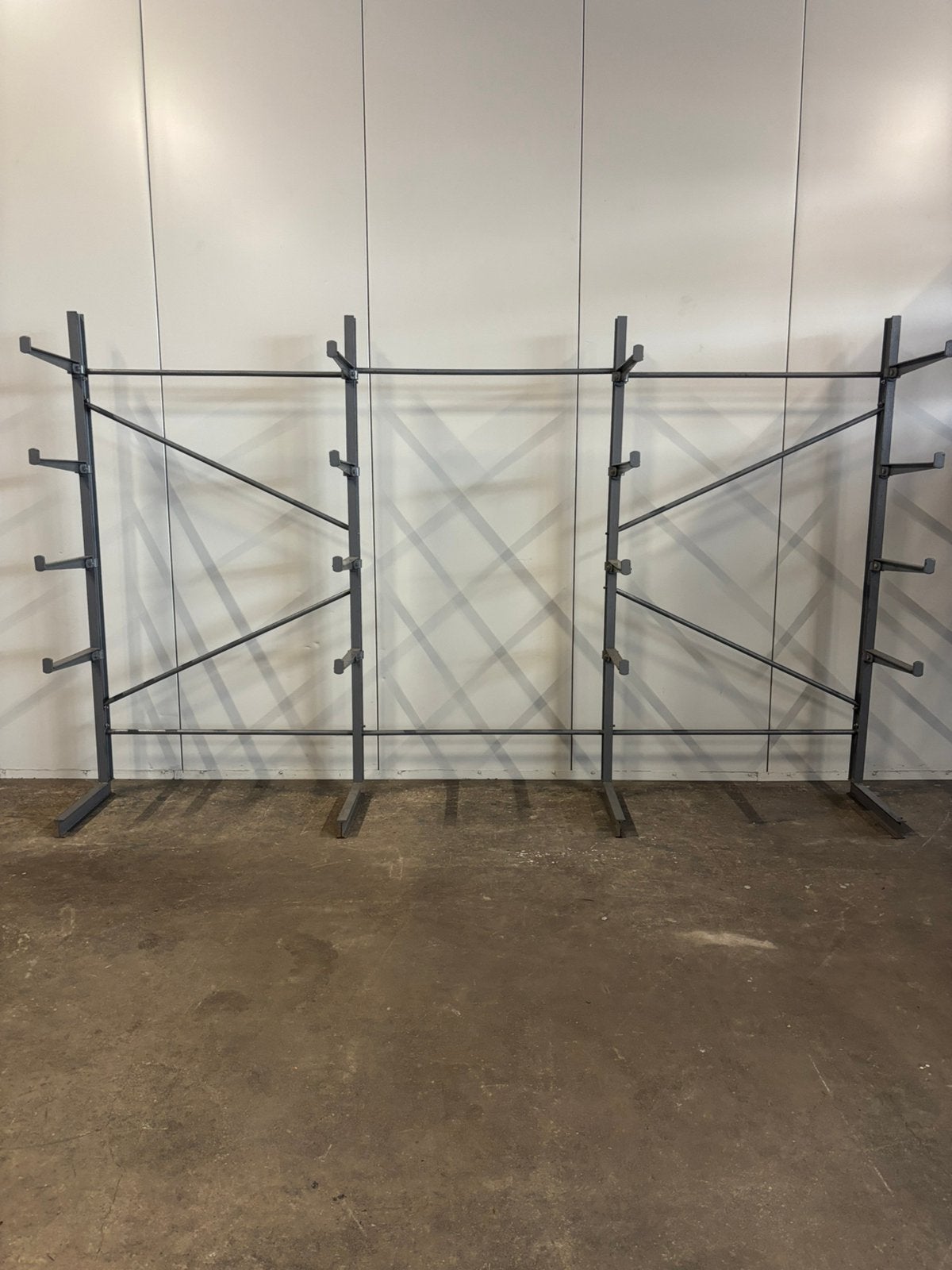 Draagarmstelling overtoom / magazijnstelling / stellingrek, Doe-het-zelf en Verbouw, Ophalen, Gebruikt, ., .