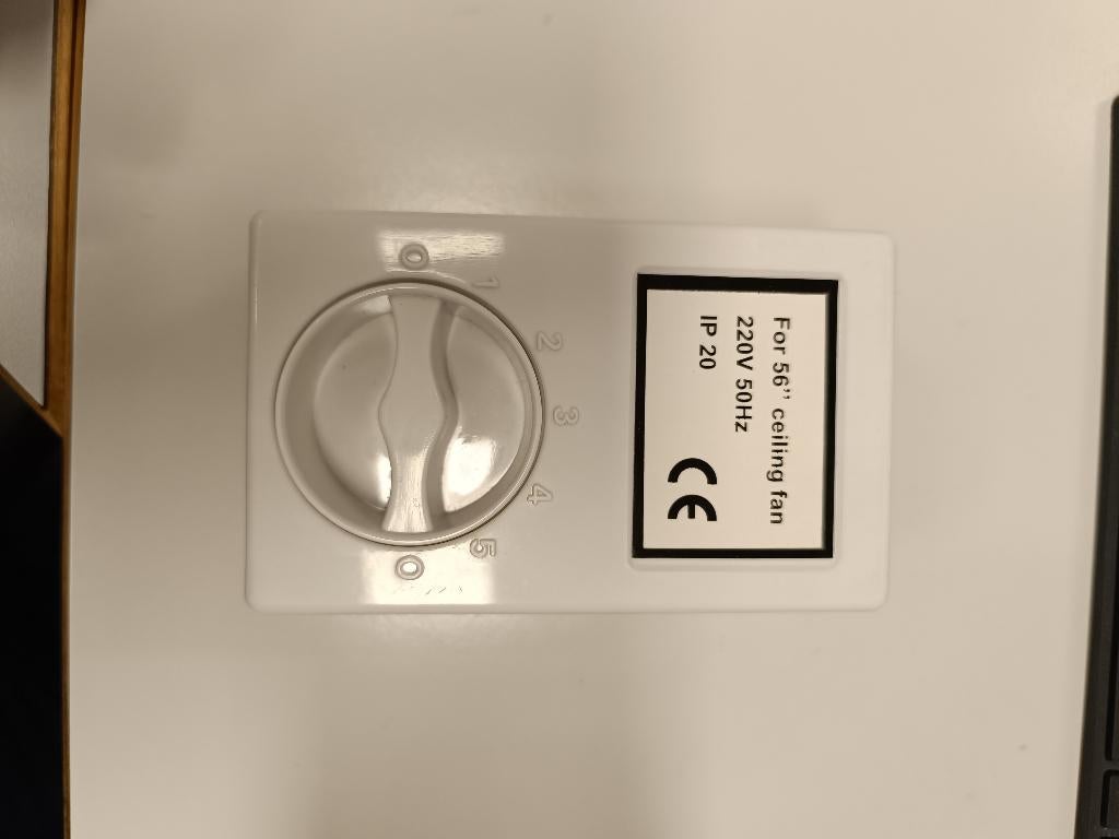 Plafondventilator schakelaar / snelheidsregelaar (220V), Ophalen, Zo goed als nieuw