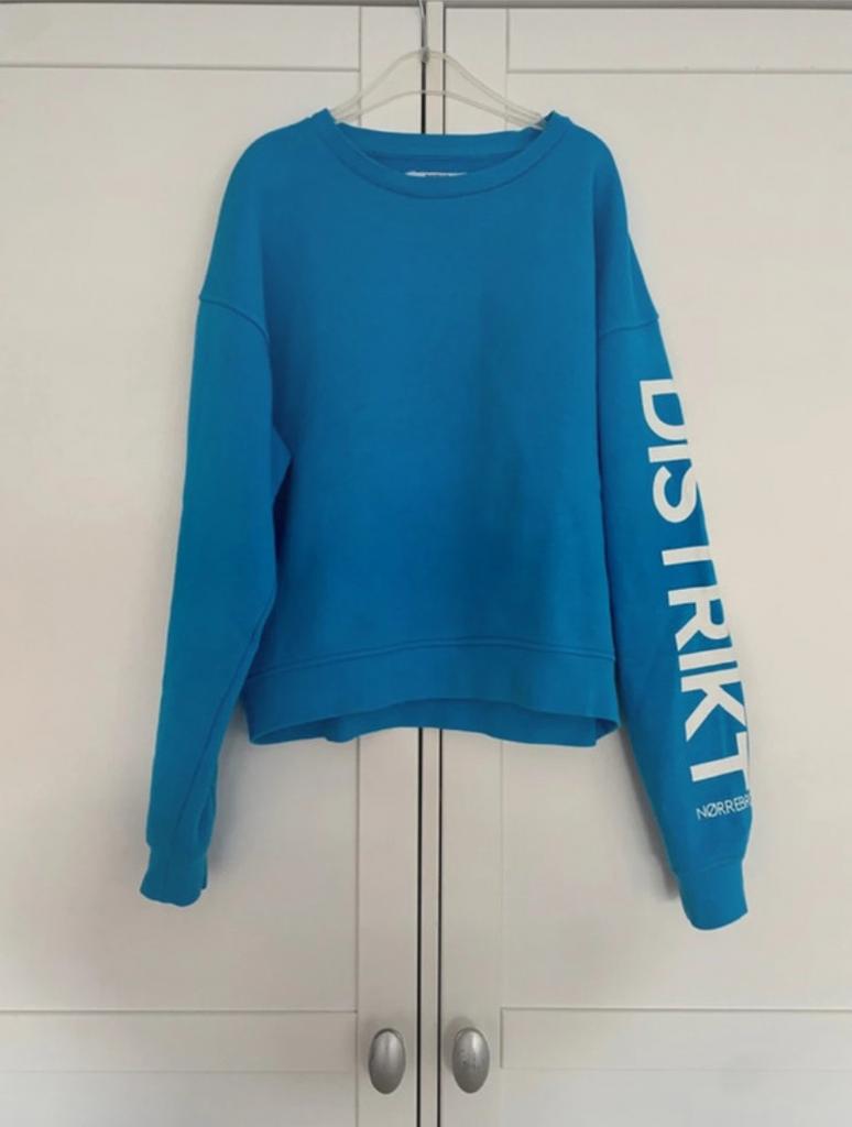 DISTRIKT NØRREBRO sweater - Maat S, Verzenden, Zo goed als nieuw, Maat 36 (S), Blauw