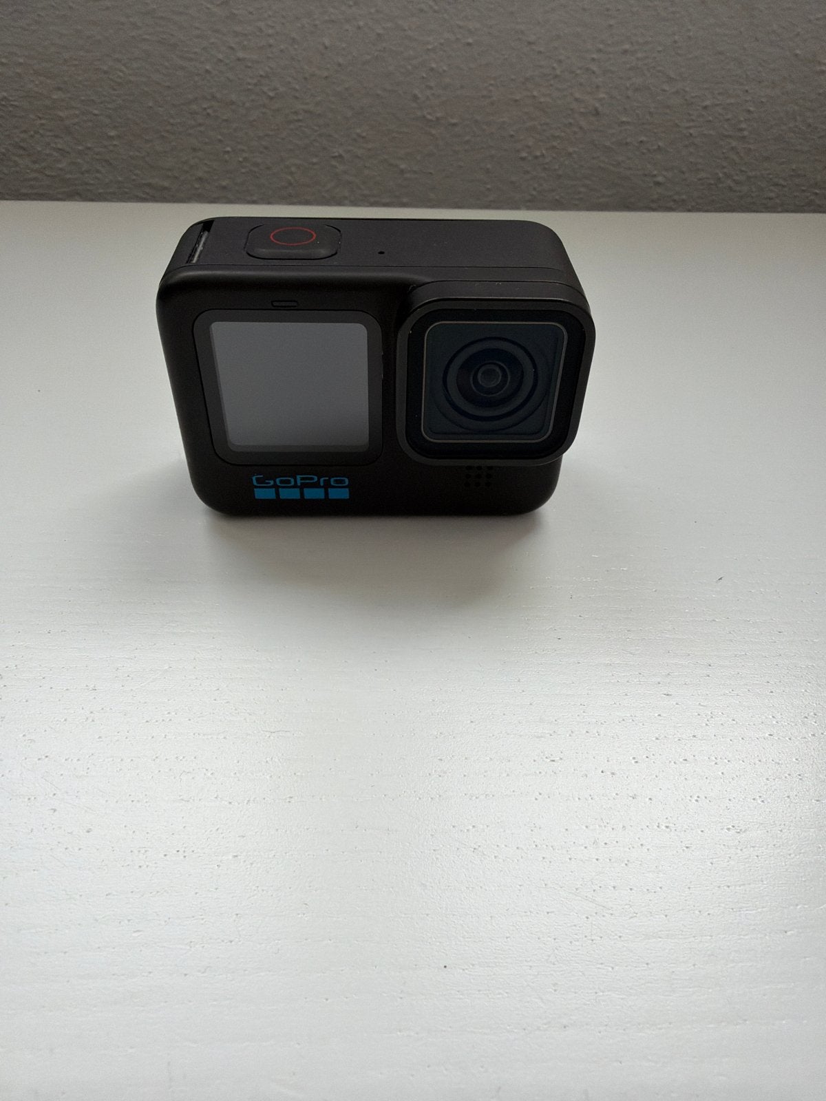 Foto 2 van GoPro Hero 11 Black met accessoires en 256GB SD-kaart