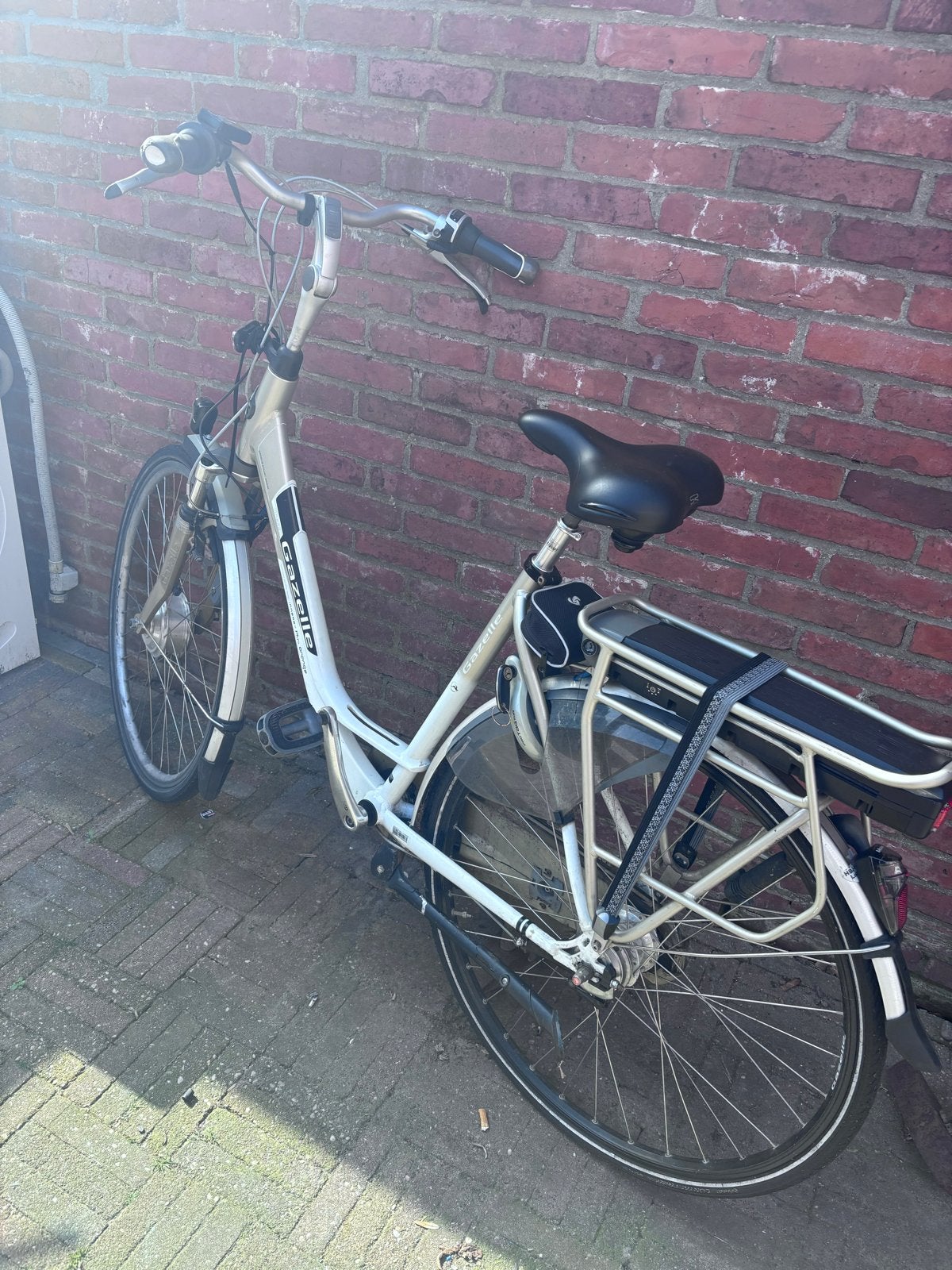 Gazelle elektrische fiets met defecten, accu z.g.a.n., Velgrem, Versnellingen, Ophalen of Verzenden, Gazelle