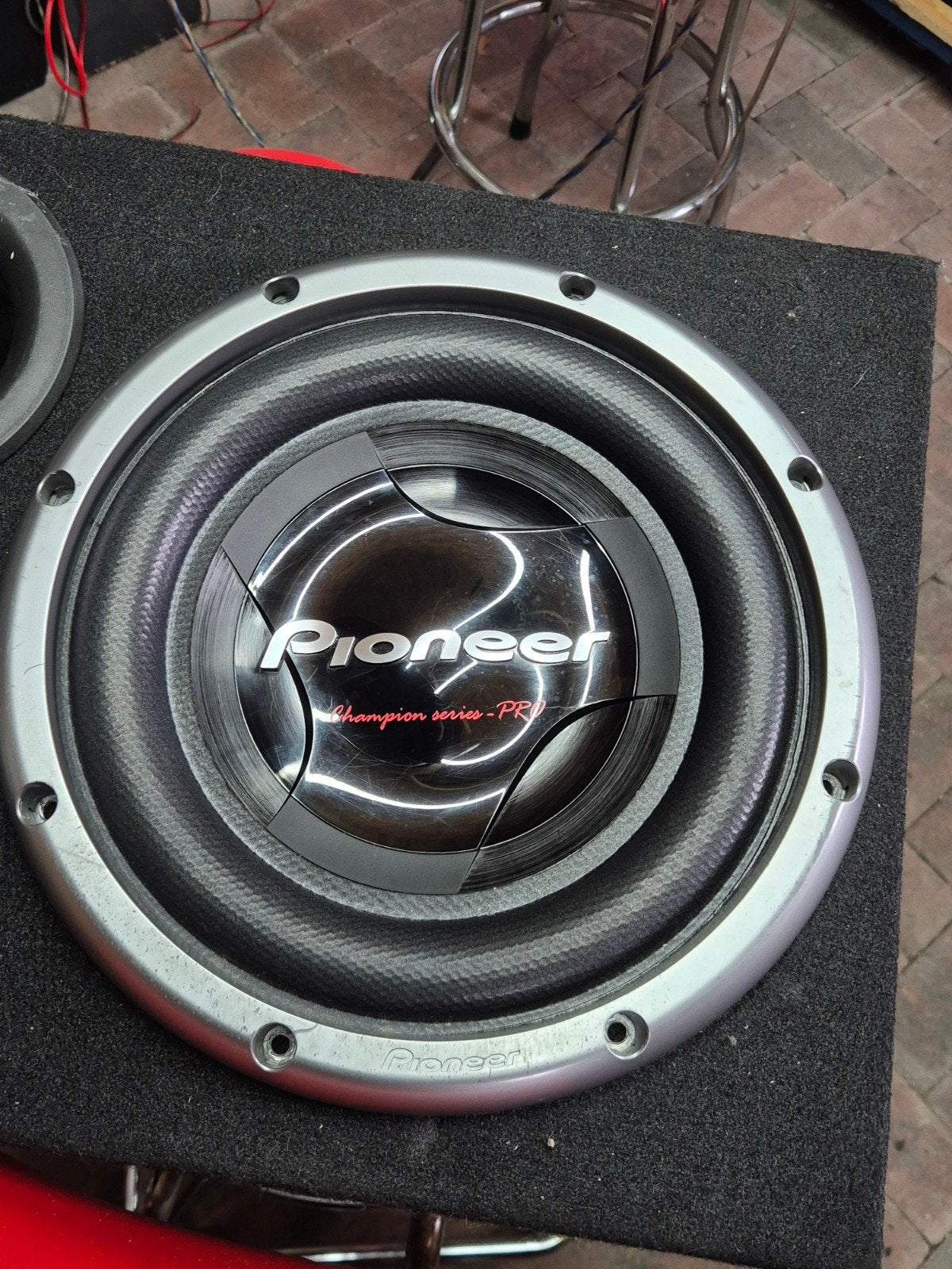Pioneer Champion series pro  subwoofer 1000 rms!, Ophalen