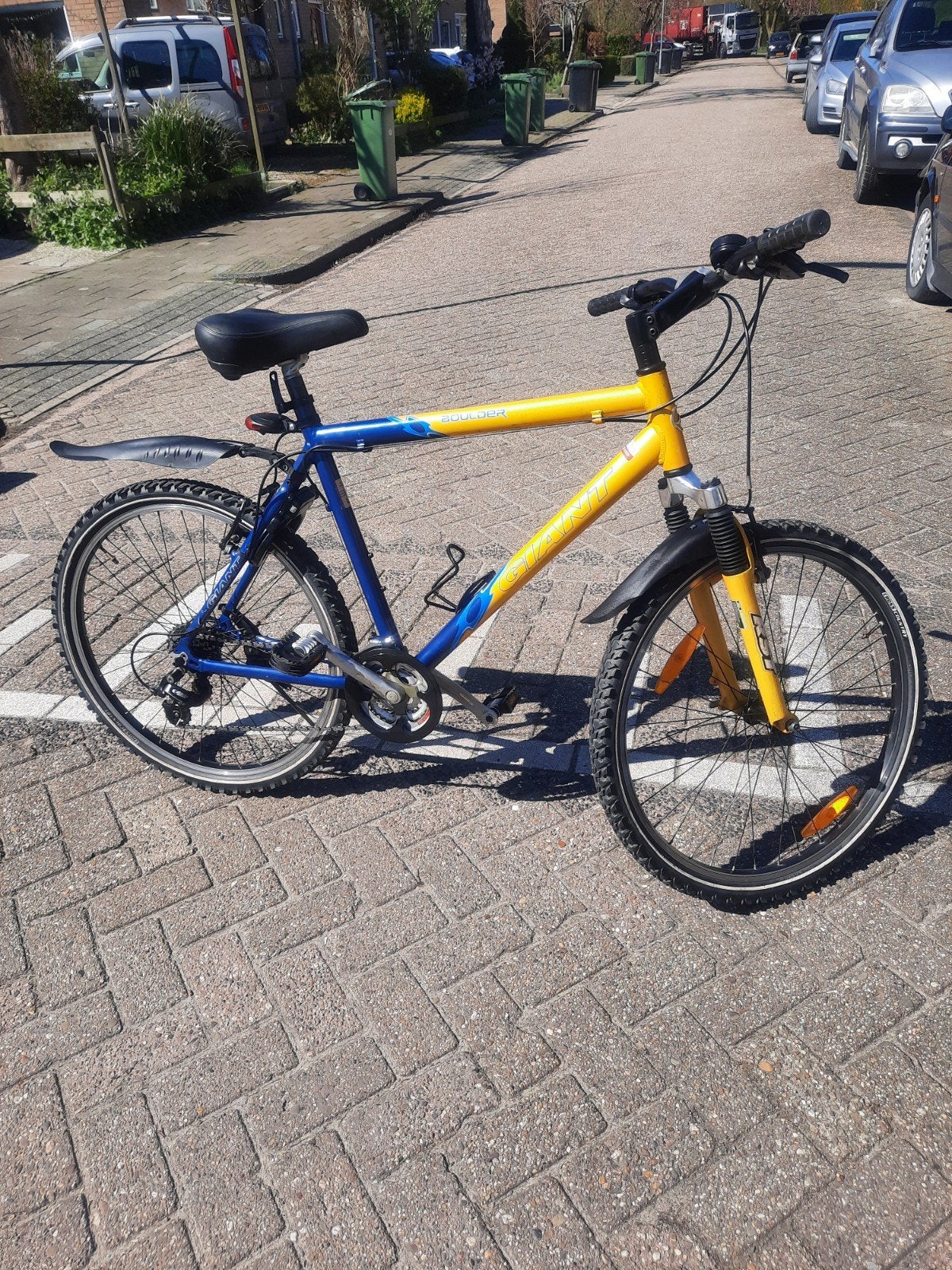 26 inch Giant Boulder MTB 24 versnellingen frame 53, Fietsen en Brommers, Fietsen | Mountainbikes en ATB, 53 tot 57 cm, Ophalen