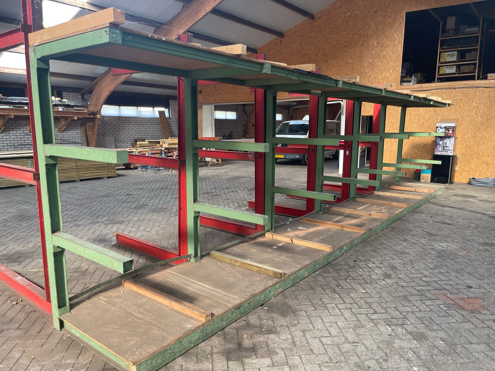 Robuust stalen stelling voor hout of plaatmateriaal, Ophalen, Gebruikt