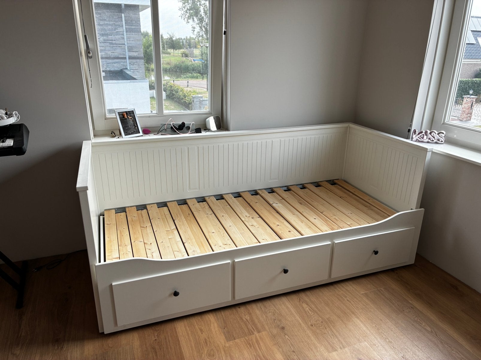 Hemnes uitschuifbed ikea, Ophalen, Gebruikt, Eenpersoons, Wit