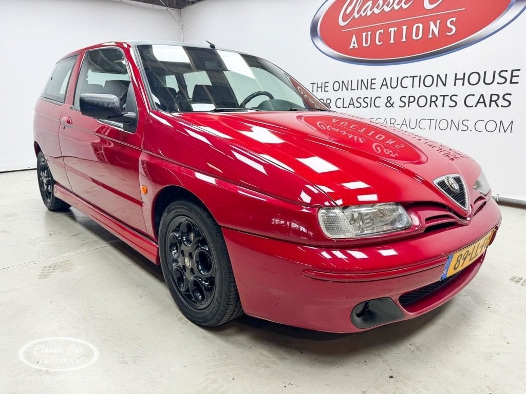 Alfa romeo 145   - ONLINE AUCTION, Auto's, Voorwielaandrijving, Gebruikt, 11 km/l, Geïmporteerd