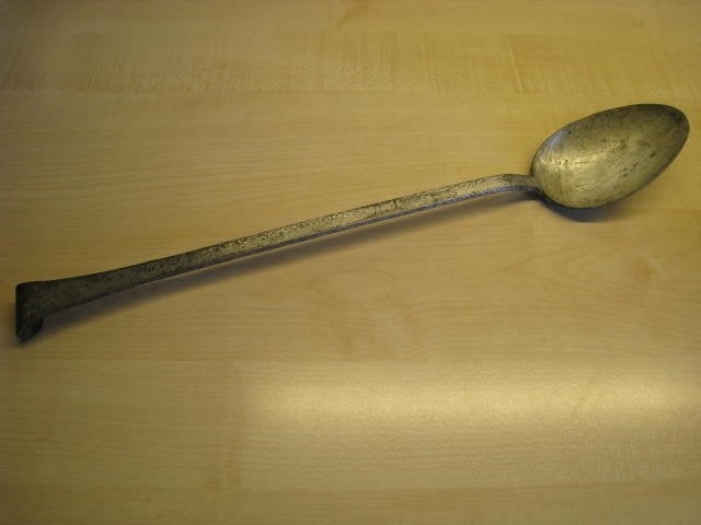 Grote oude en stevige lepel, lengte 42,5cm, merk Jala, mooi!, Ophalen, Gebruikt, Rvs of Chroom