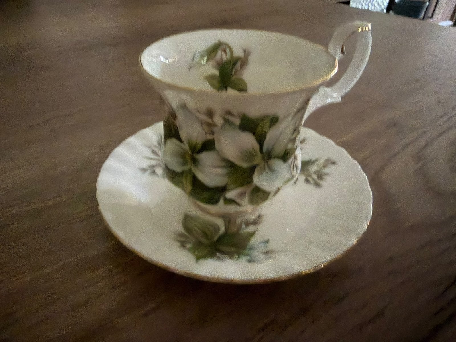 Royal Albert Trillium Kop en Schotel - Bone China, Ophalen of Verzenden