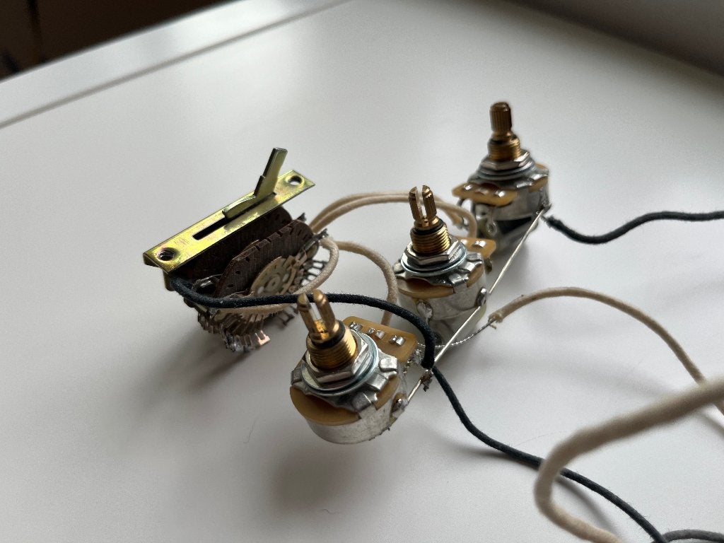 Mojotone ST HSS STD Prewired Harness, Ophalen of Verzenden, Zo goed als nieuw, Elektrische gitaar