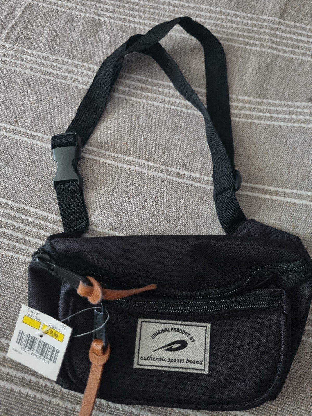 Nieuw zwart buidel/heuptasje met 3 vakjes, Ophalen of Verzenden, Nieuw