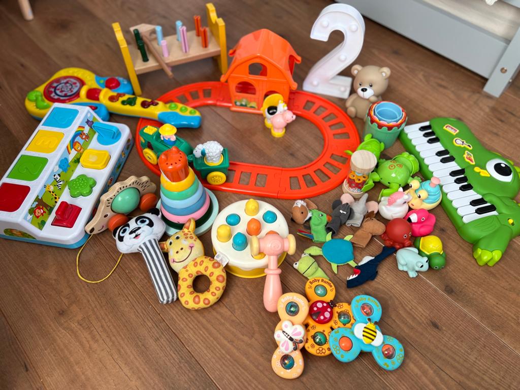 Grote speelgoedset voor baby's en peuters, Kinderen en Baby's, Speelgoed | Babyspeelgoed, Ophalen, Zo goed als nieuw, Overige typen