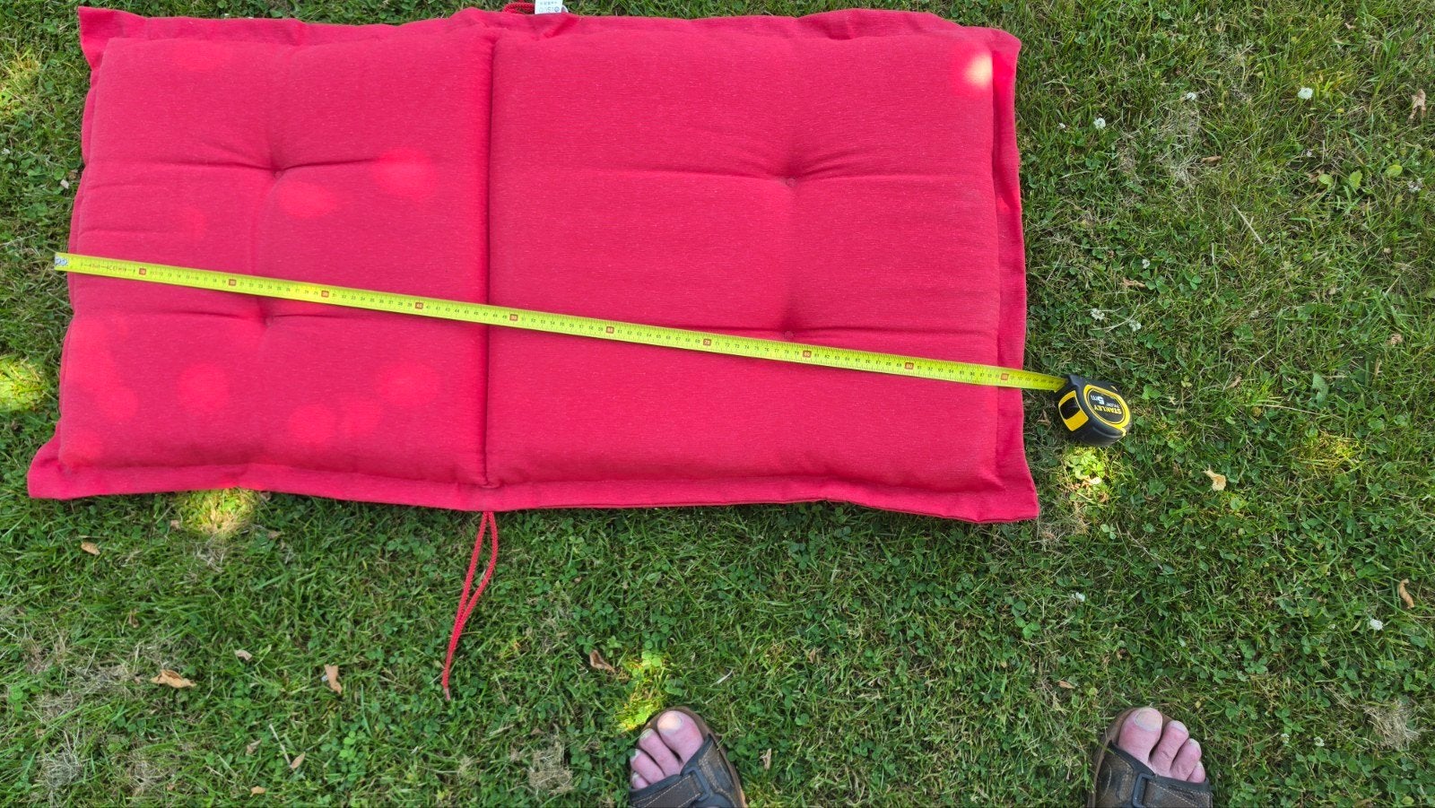 Lig kussens 5.00 per stuk. Moer nu weg😄, Tuin en Terras, Tuinstoelen, Ophalen