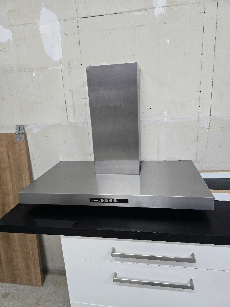 Foto 6 van Te koop Complete witte hoogglans keuken.