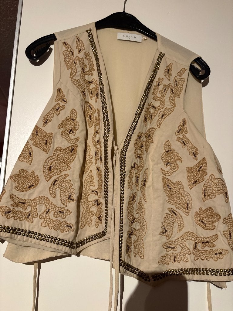 Gilet  nukus maat 36, Overige kleuren, Ophalen of Verzenden, Zo goed als nieuw, Maat 36 (S)