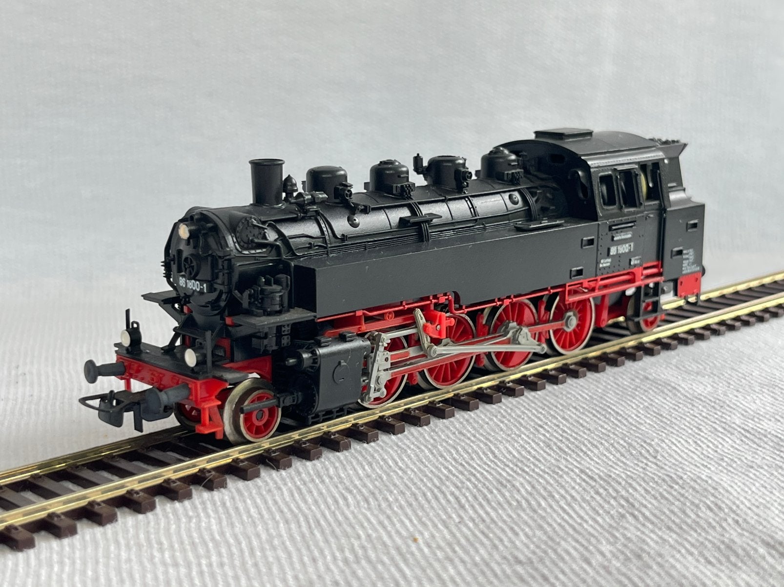 Piko 190/27/1 DRG BR 86 1800-1 stoomlocomotief H0 (2), Hobby en Vrije tijd, Modeltreinen | H0, Gebruikt, Analoog, Gelijkstroom