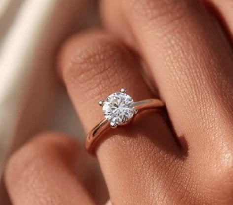 Ronde gouden solitaire verlovingsring met VS1 diamant 2.00ct, Nieuw, Ophalen of Verzenden, 17 tot 18, Met edelsteen