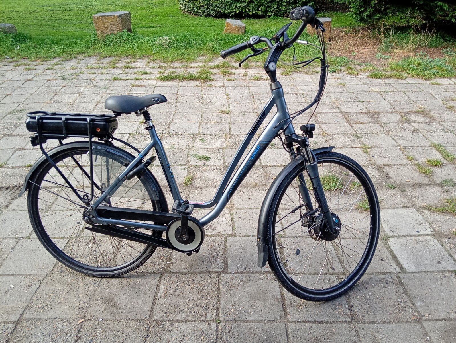 Amslod Hamilton MX E-bike - Zo goed als nieuw, 51 tot 55 cm, Ophalen of Verzenden, Zo goed als nieuw, 50 km per accu of meer