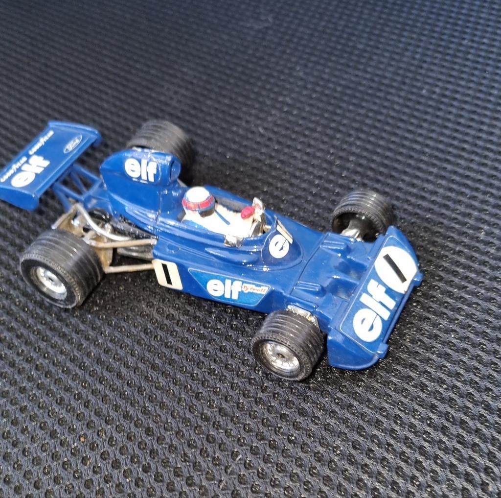 Ca.50 jaar oude formule 1 auto's van corgi toys en polistil, Ophalen of Verzenden, Gebruikt, Auto, Corgi