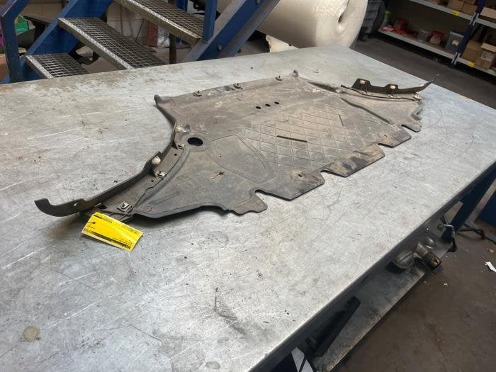 Foto 10 van Beschermplaat bodem van een Audi A5