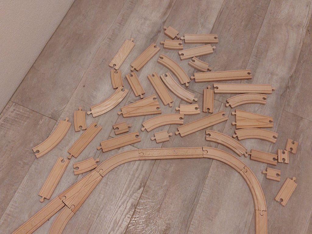 Houten treinbaan, Kinderen en Baby's, Ophalen of Verzenden, Gebruikt, Rij- of Hobbelspeelgoed