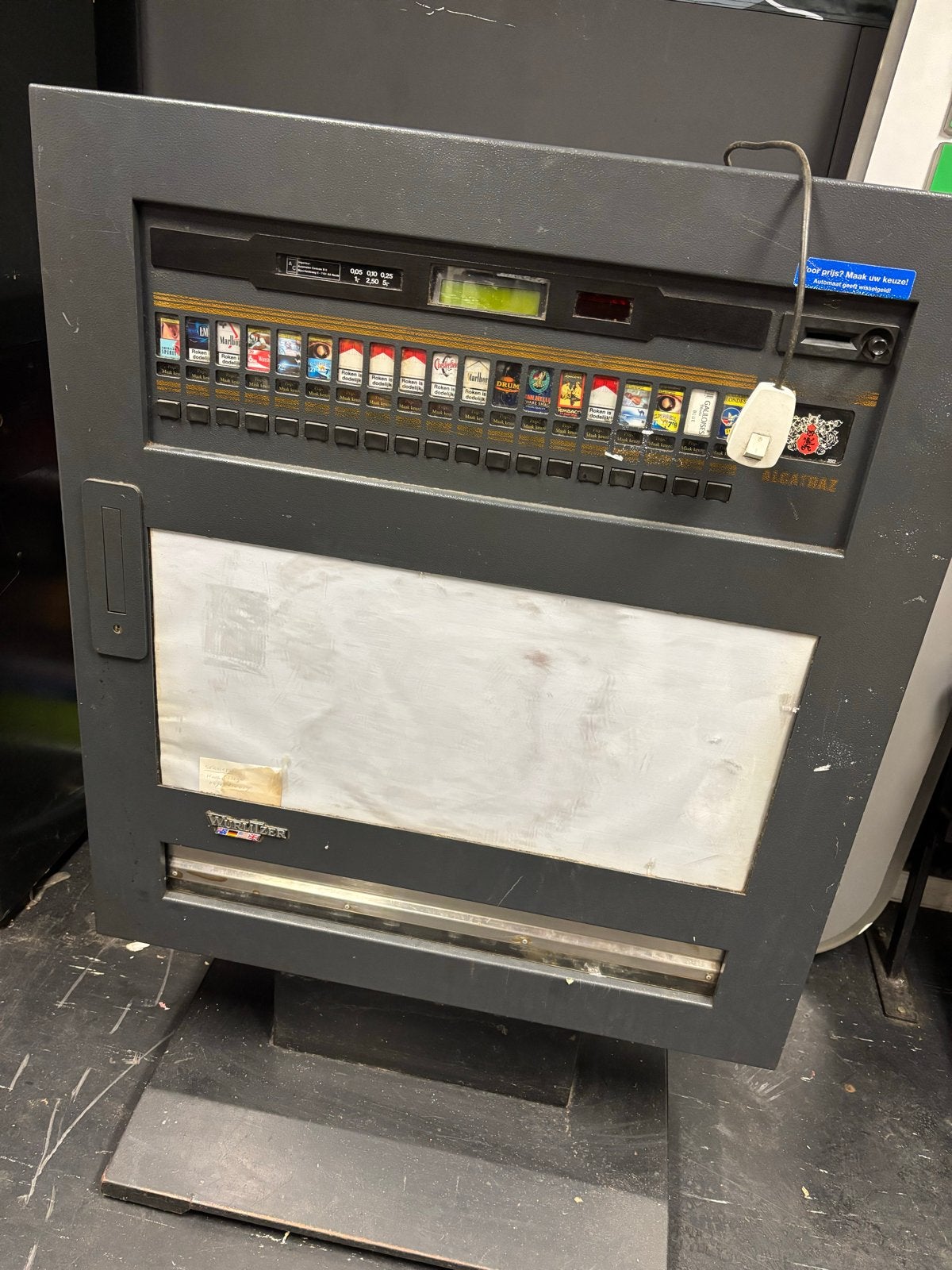 Alcatraz sigarettenautomaat - sleutels zoek, Verzamelen, Automaten | Overige, Ophalen, Gebruikt