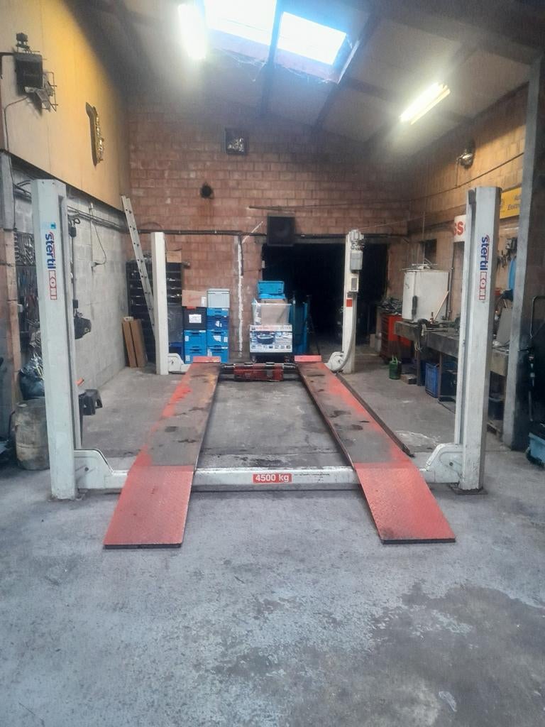 Koni Stertil KO4045VL 4 koloms hefbrug 4500KG  MARGE, Auto diversen, Ophalen