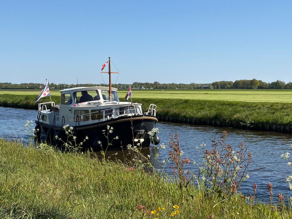 Foto 7 van Last minute! Motorkruiser, boot huren. Bootverhuur Friesland