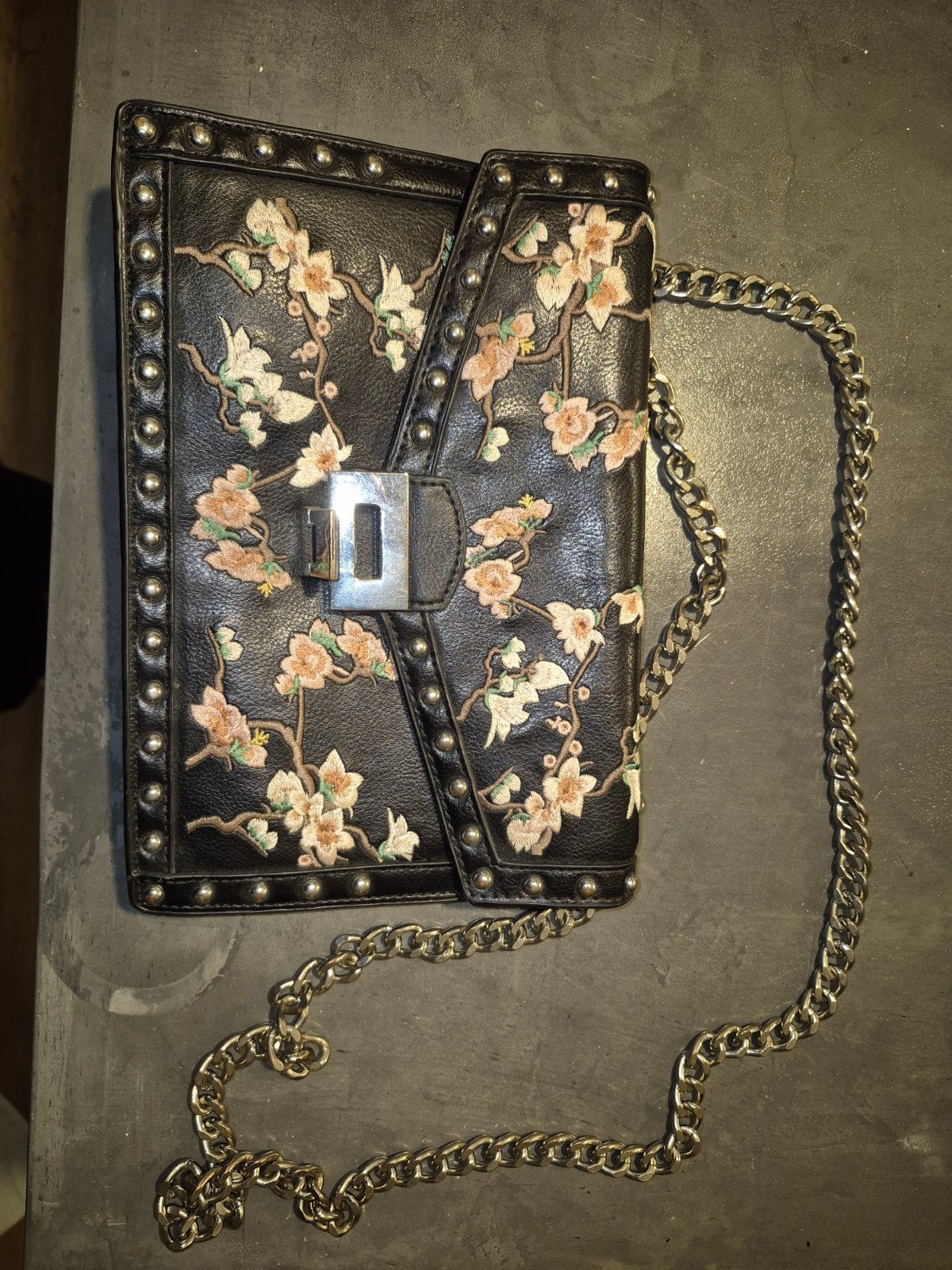 Mango handtas met bloemenborduursel en studs, Ophalen of Verzenden, Gebruikt, Zwart, Handtas