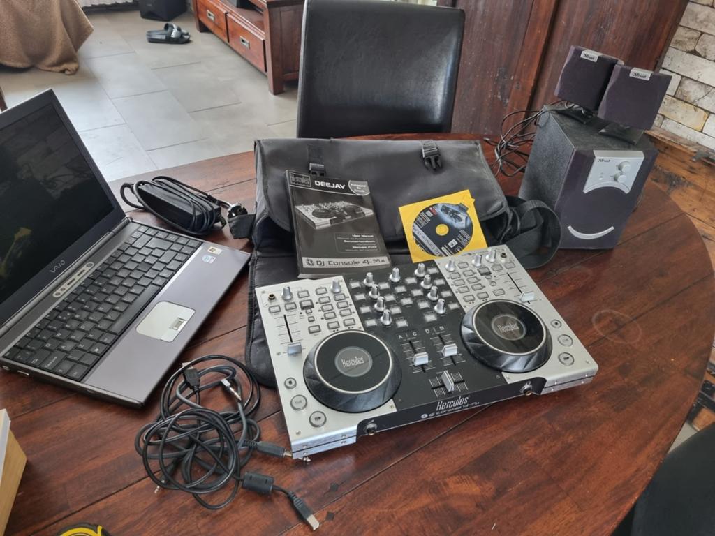 Hercules dj mixer, Ophalen of Verzenden, Zo goed als nieuw, Overige merken