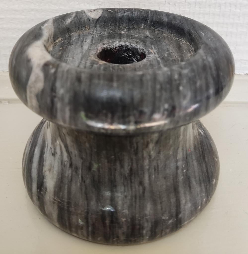 Zware marmeren kandelaar, Huis en Inrichting, Ophalen of Verzenden, Overige materialen, Minder dan 25 cm