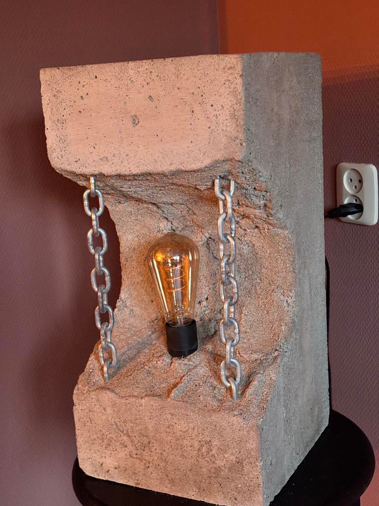 Industriële beton lamp handgemaakt, Huis en Inrichting, Lampen | Vloerlampen, Ophalen, Nieuw, Overige materialen, Minder dan 100 cm