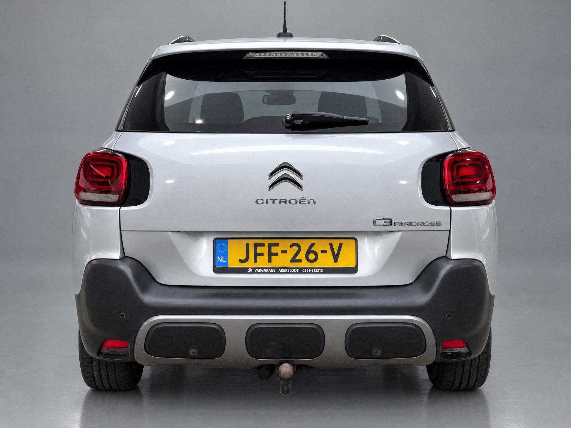 Citroen C3 AIRCROSS 1.2 PureTech S&S Shine / Parkeersensoren, Auto's, Gebruikt, Bedrijf, Verwarmde buitenspiegels, 600 kg