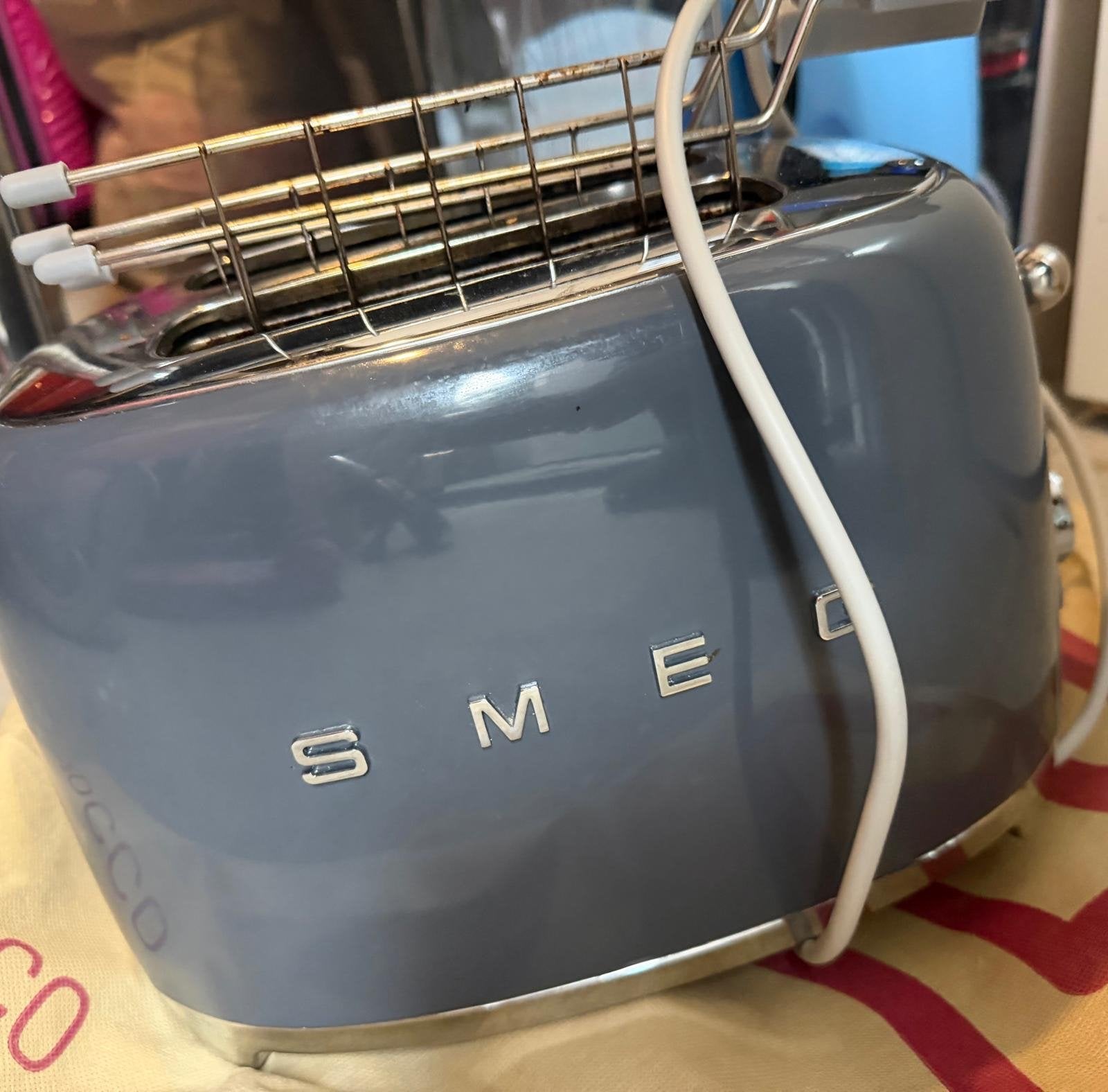 SMEG Toaster Grijs met Sandwich Rekken, Ophalen of Verzenden, Gebruikt