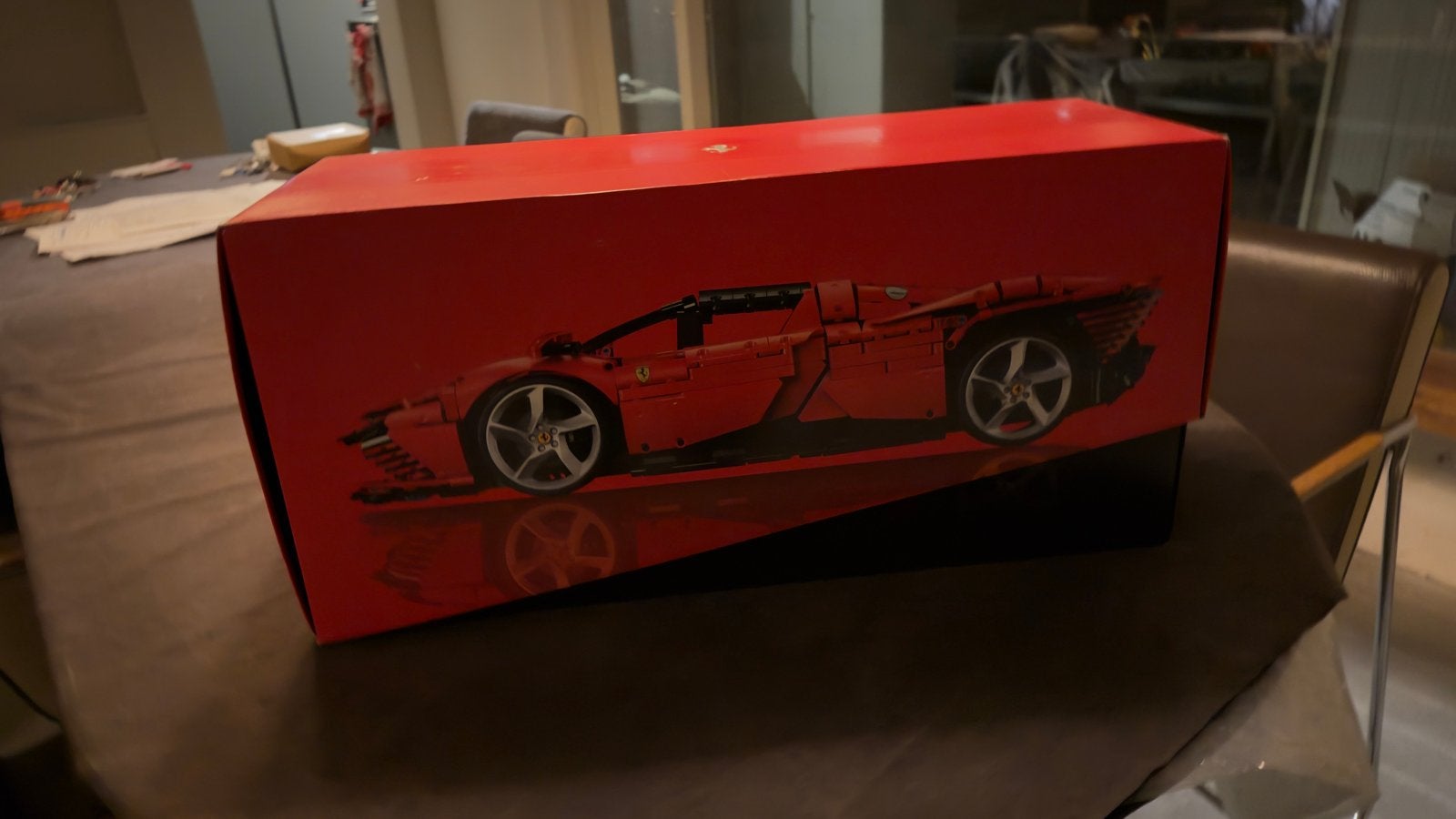 Foto 4 van LEGO Technic Ferrari Daytona SP3 (42143) gebruikt