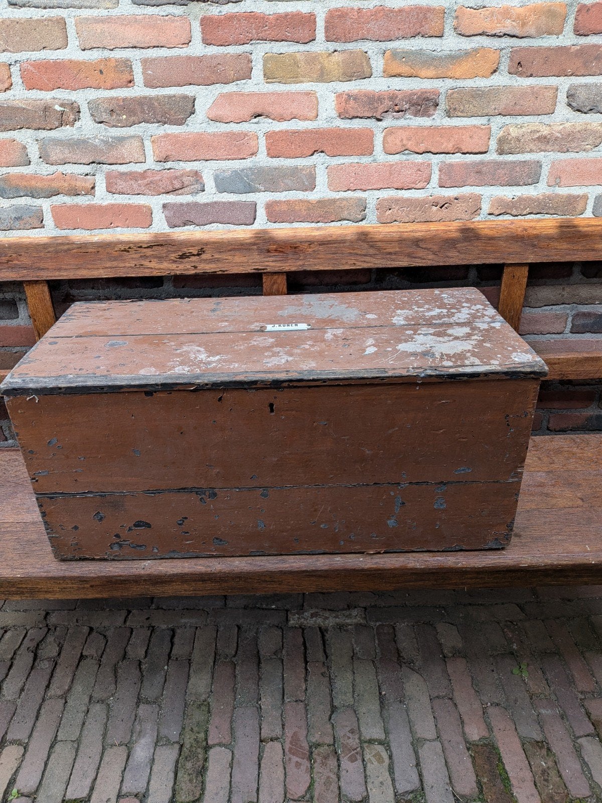 Oude karakteristieke houten legerkist met metalen hengsels, Ophalen, Gebruikt, 50 tot 100 cm, Minder dan 50 cm
