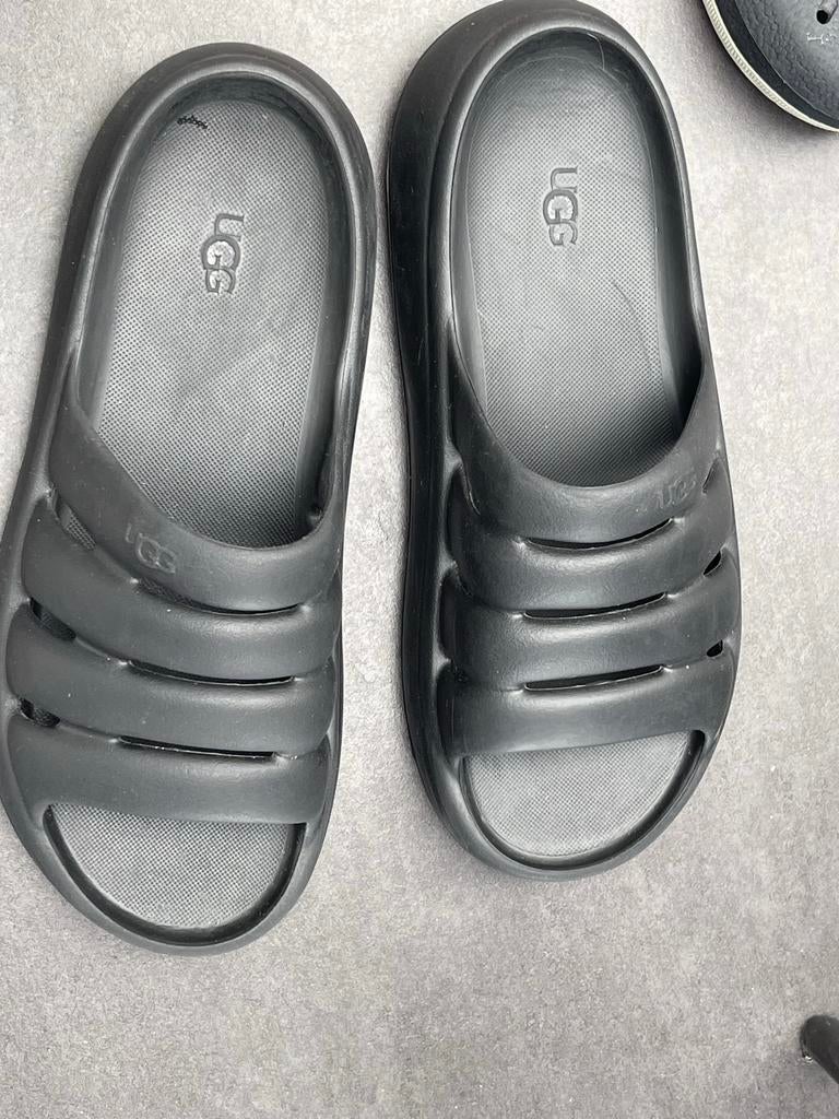 Z.G.A.N. UGG Sport Yeah Sandalen Dames Maat 40 Zwart, Ophalen, Zwart, Sandalen of Muiltjes, Zo goed als nieuw