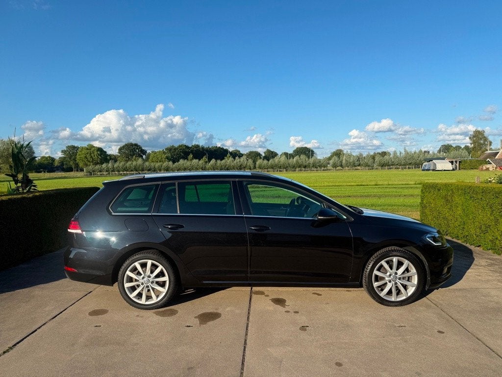 Volkswagen Golf Variant 1.5 TSI Highline Business R, Auto's, Euro 6, 150 pk, Zwart, 690 kg