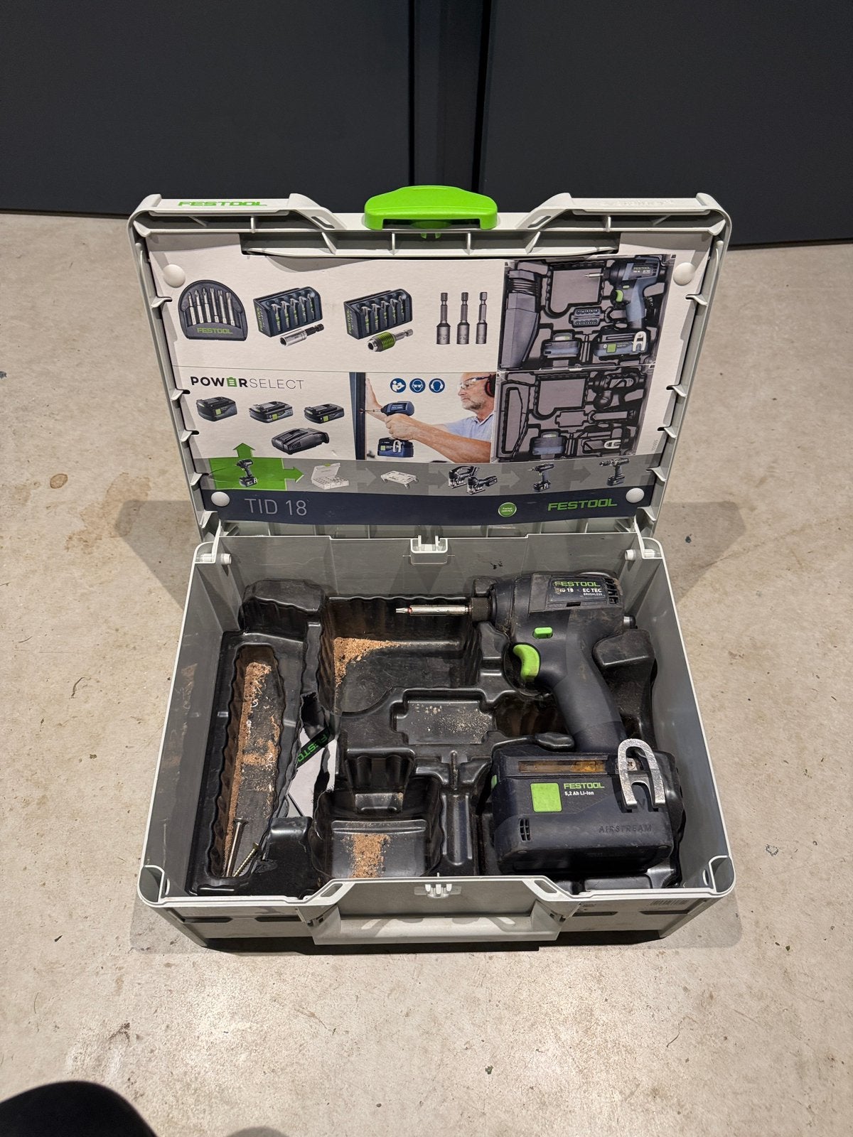 Schroefmachine festool TID18, Doe-het-zelf en Verbouw, Gereedschap | Boormachines, Ophalen of Verzenden, Zo goed als nieuw, Boor- en Schroefmachine