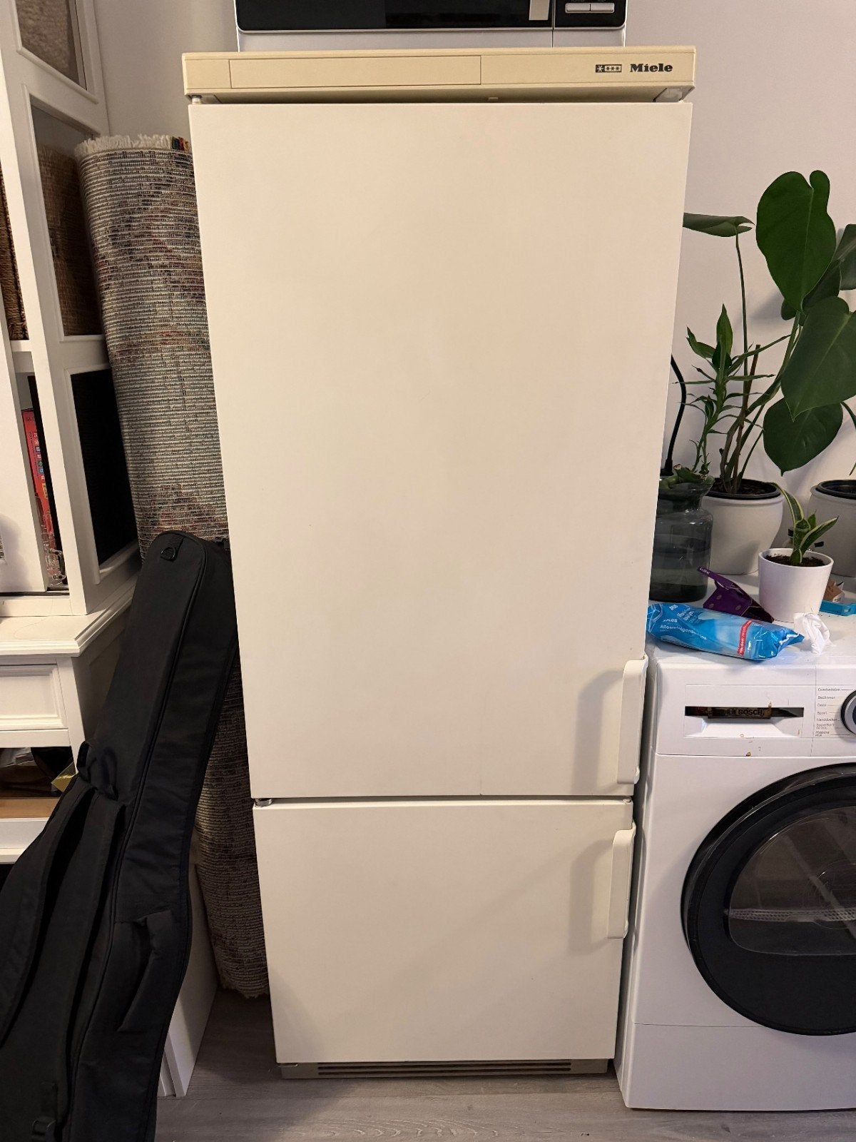 Miele Koelkast met Vriezer - Goede Staat, Witgoed en Apparatuur, Ophalen, 150 tot 200 liter, Met aparte vriezer, 160 cm of meer