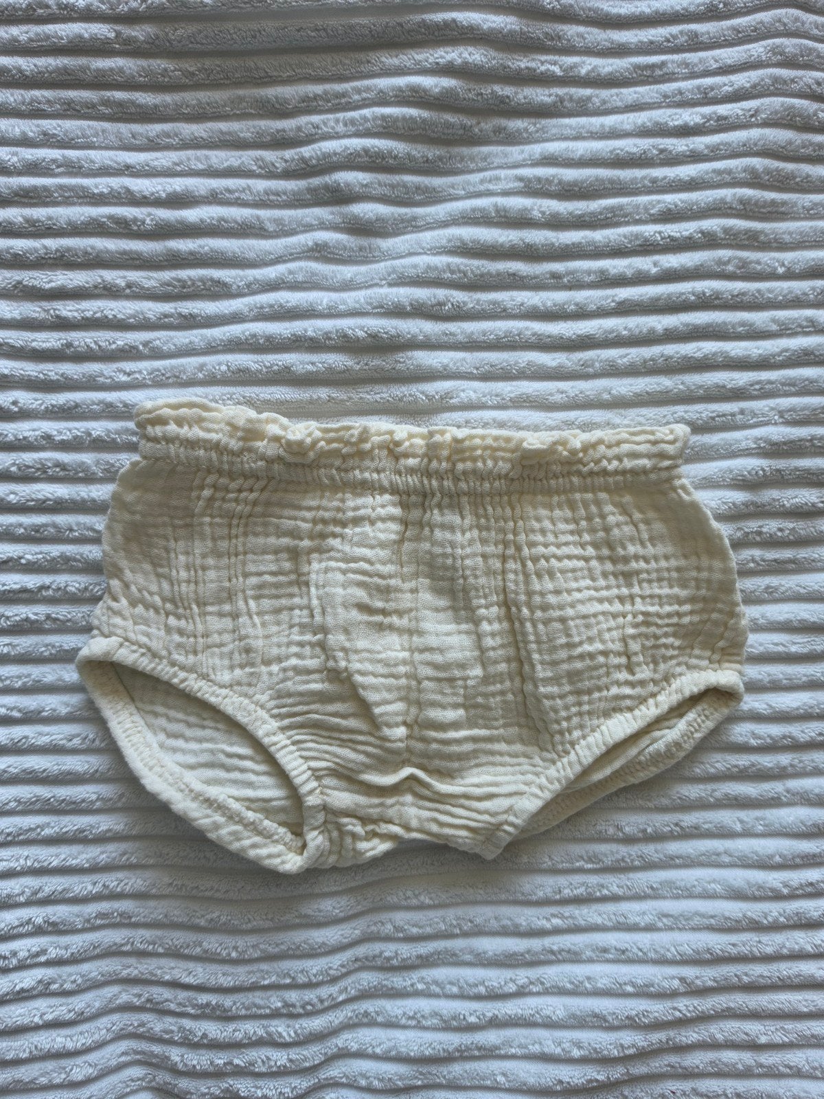Zeeman bloomer kort broekje katoen creme maat 74 als nieuw, Zeeman, Broekje, Meisje, Ophalen of Verzenden