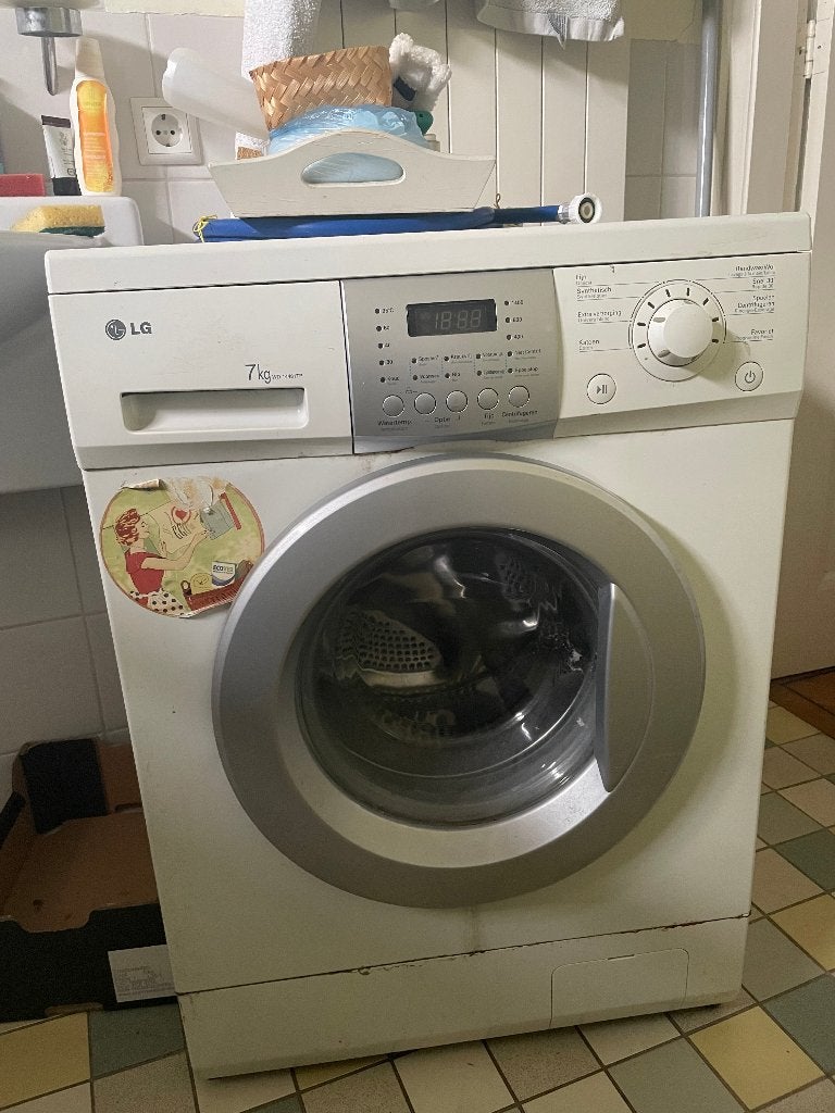 oudere wasmachine LG, Witgoed en Apparatuur, Ophalen, Gebruikt, 1200 tot 1600 toeren, 85 tot 90 cm