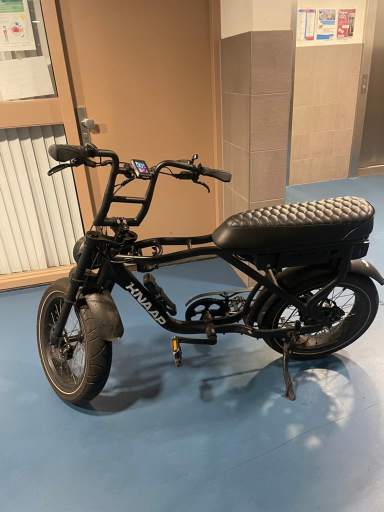 Knaap nieuw, Fietsen en Brommers, Elektrische fietsen, Zo goed als nieuw, Overige merken, Ophalen