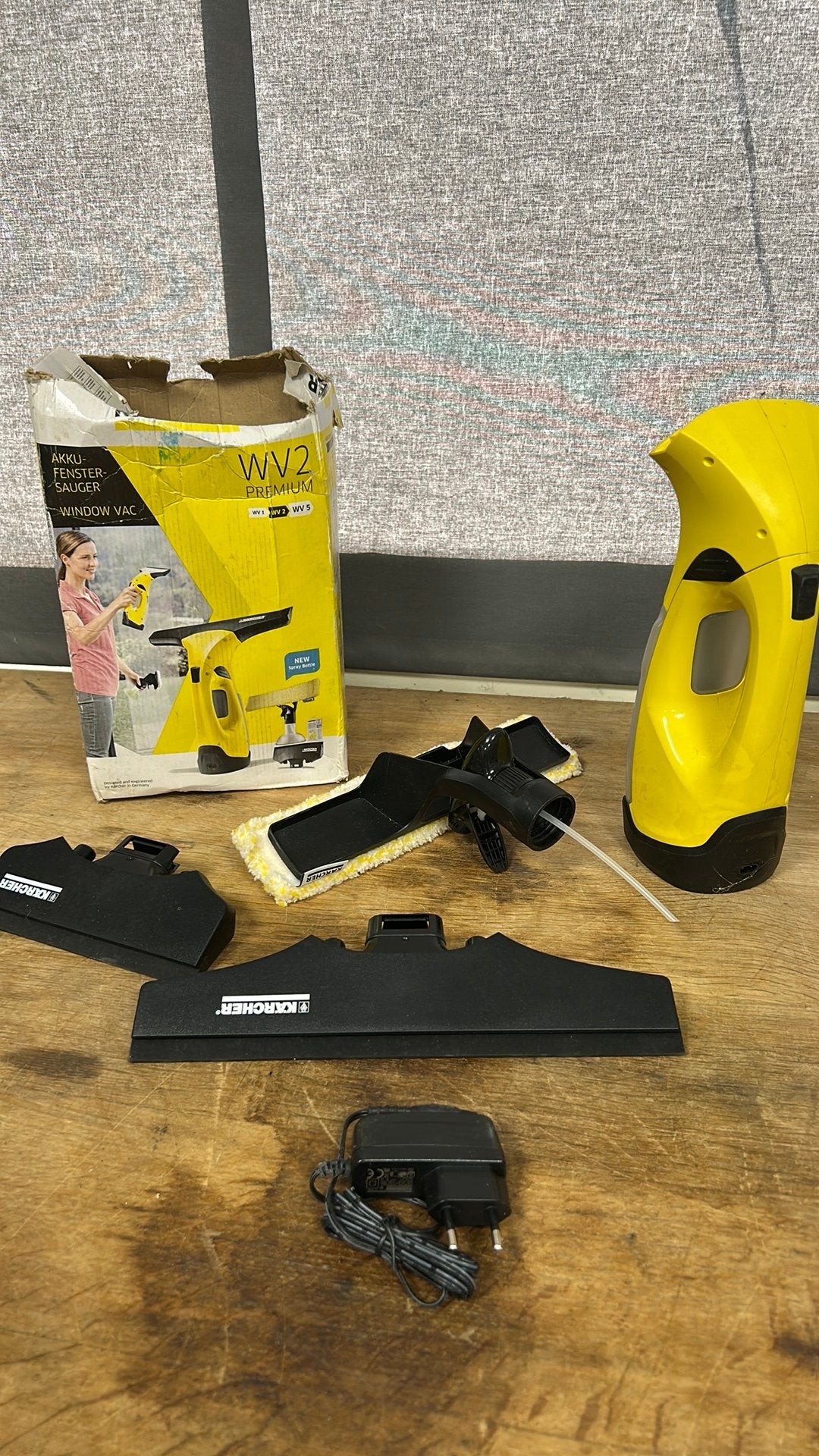 Karcher WV2 raam reiniger., Ophalen of Verzenden, Raamwisser of Trekker