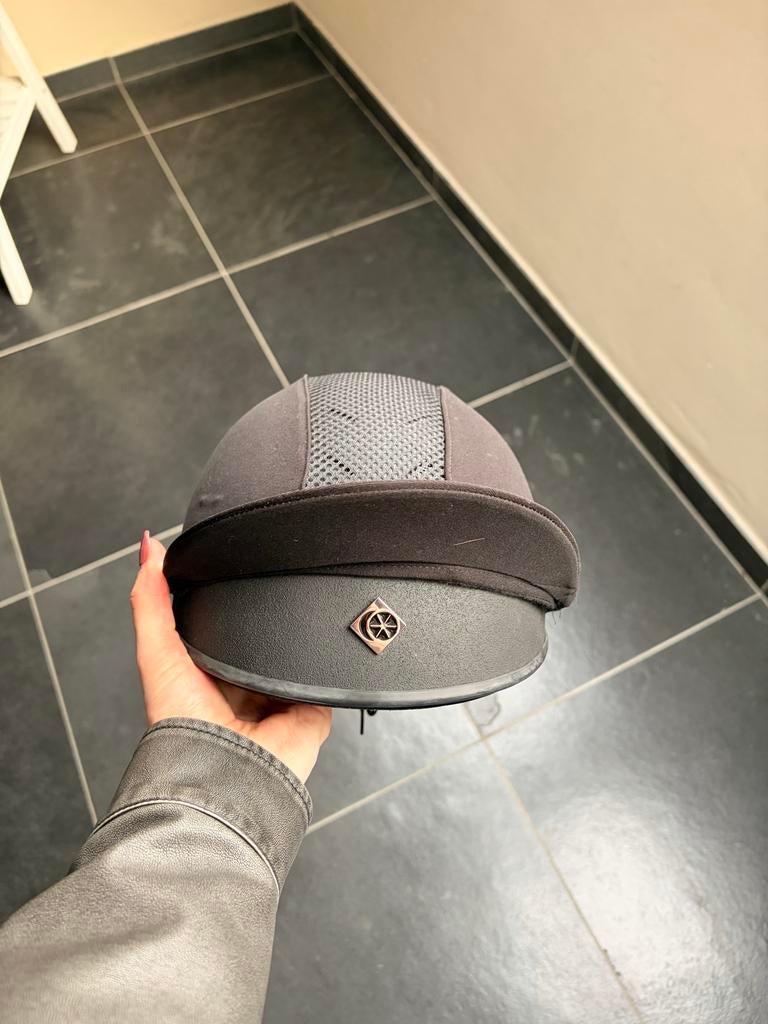 Charles Owen VG1 cross cap maat 56, Ophalen of Verzenden, Zo goed als nieuw, Overige soorten, Cap