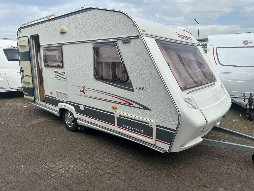 Beyerland Vitesse, mover, luifel en fietsenrek, Caravans en Kamperen, Caravans, Schokbreker, Bedrijf, Treinzit, 4 tot 5 meter