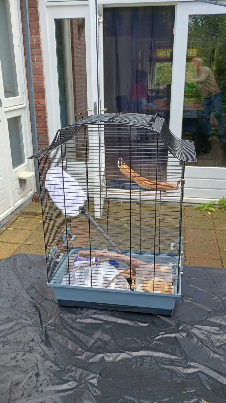vogelkooi met toebehoren, Ophalen, Zo goed als nieuw, Metaal, Vogelkooi